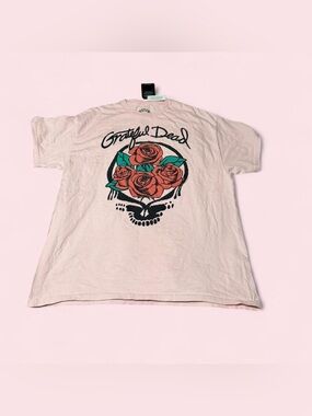 Junk Food Clothing Grateful Dead Pink Graphic Tee with Red Roses